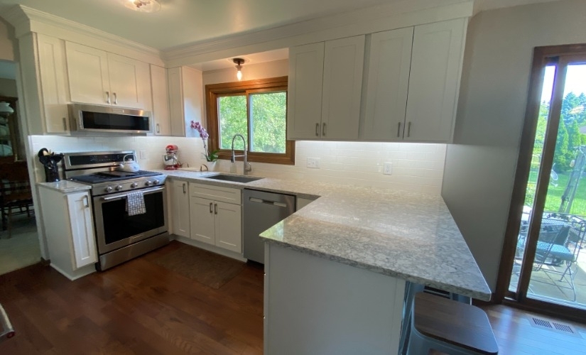 City Farmhouse Kitchen near Livonia Michigan